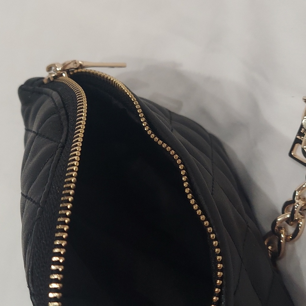 STEVE MADDEN Quilted Black Chain Belt Bag - Picture 5 of 5